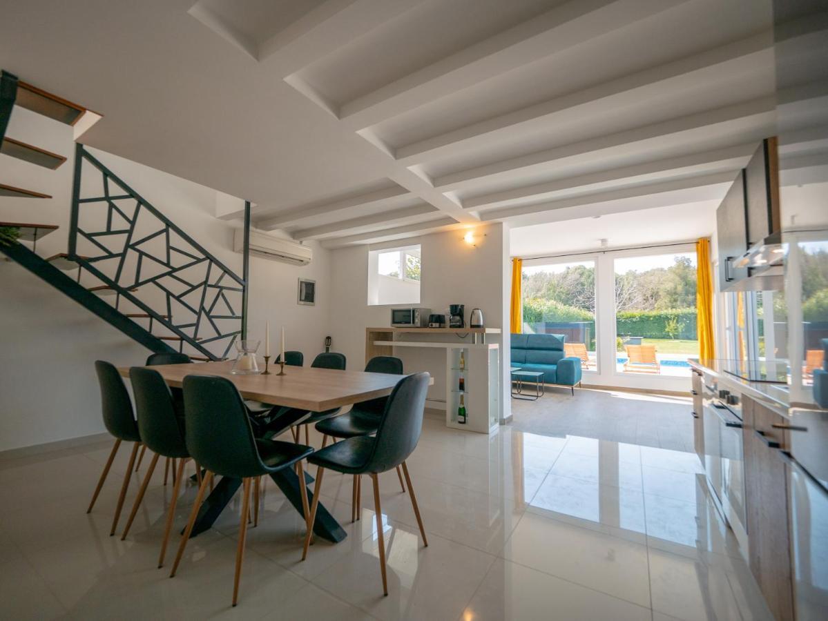 Villa Vinky Пула Экстерьер фото