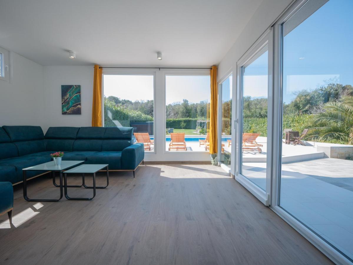 Villa Vinky Пула Экстерьер фото